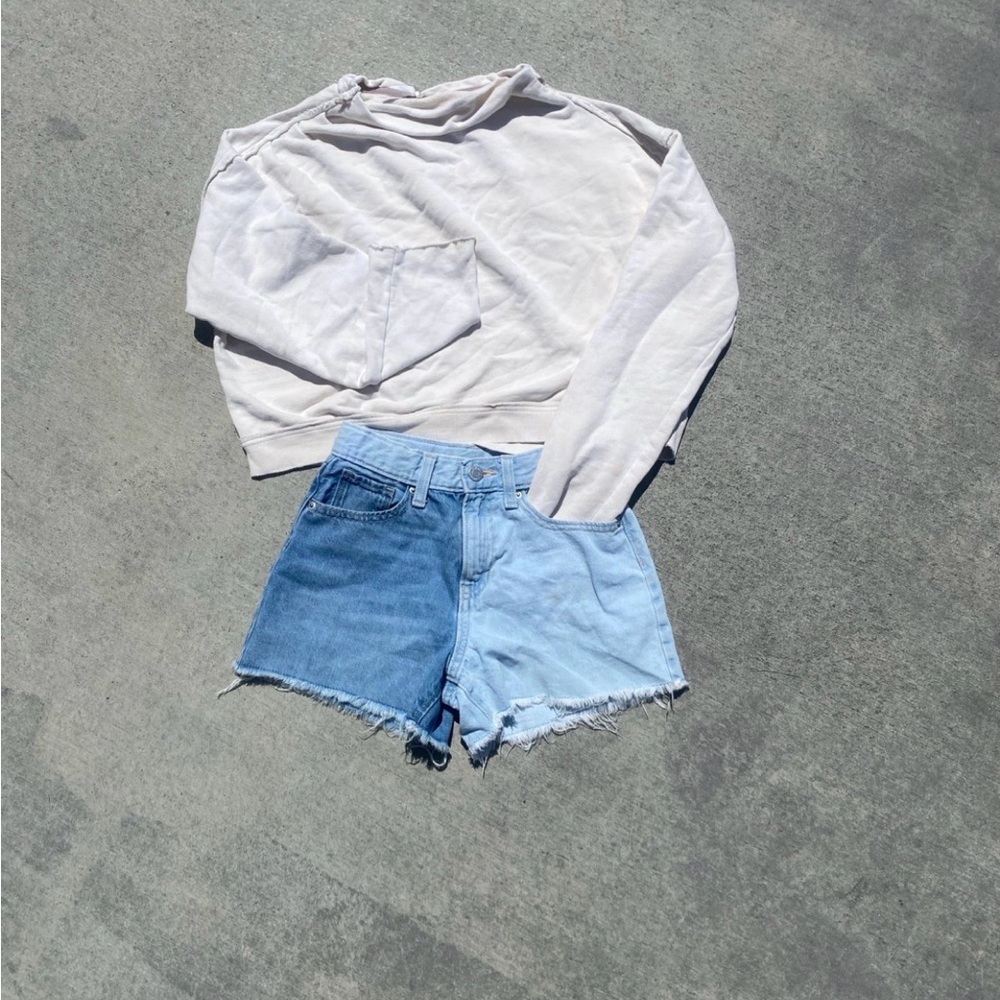 Free people sweater & Old Navy shorts bundle